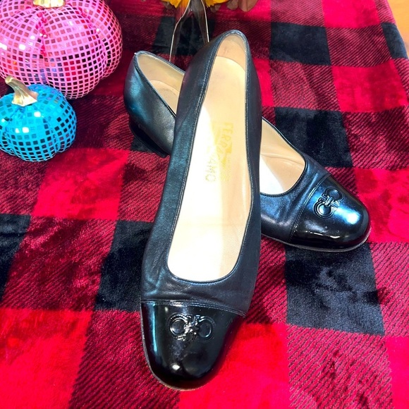 Salvatore Ferragamo Shoes - SALVATORE FERRAGAMO Black Leather & Patent Cap Toe Ballet Low Heel Size 8.5 C